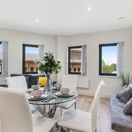 Mondial Apartments At Heathrow Harmondsworth Ngoại thất bức ảnh