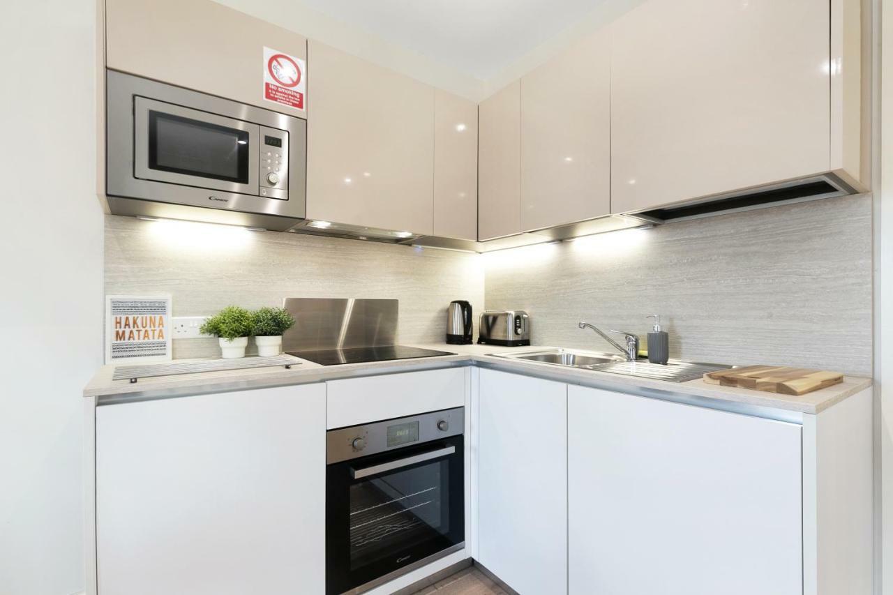 Mondial Apartments At Heathrow Harmondsworth Ngoại thất bức ảnh