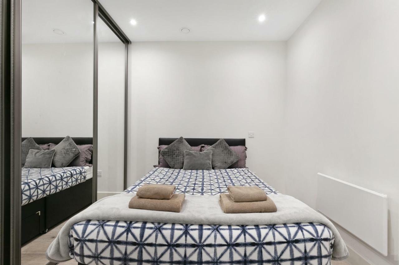 Mondial Apartments At Heathrow Harmondsworth Ngoại thất bức ảnh