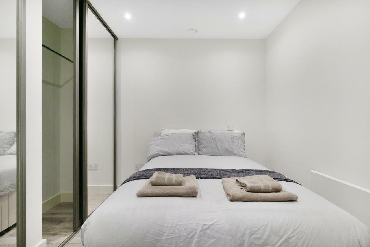 Mondial Apartments At Heathrow Harmondsworth Ngoại thất bức ảnh
