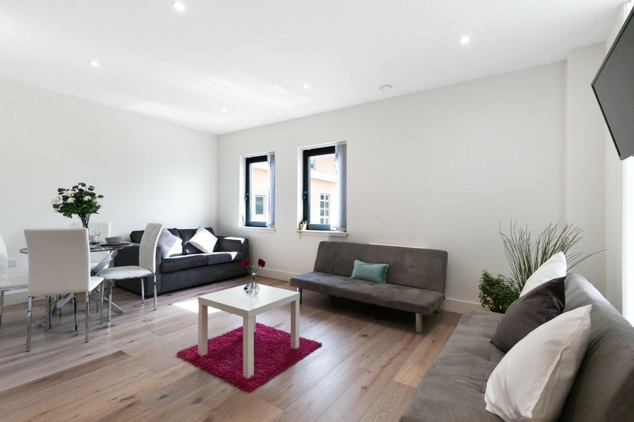 Mondial Apartments At Heathrow Harmondsworth Ngoại thất bức ảnh