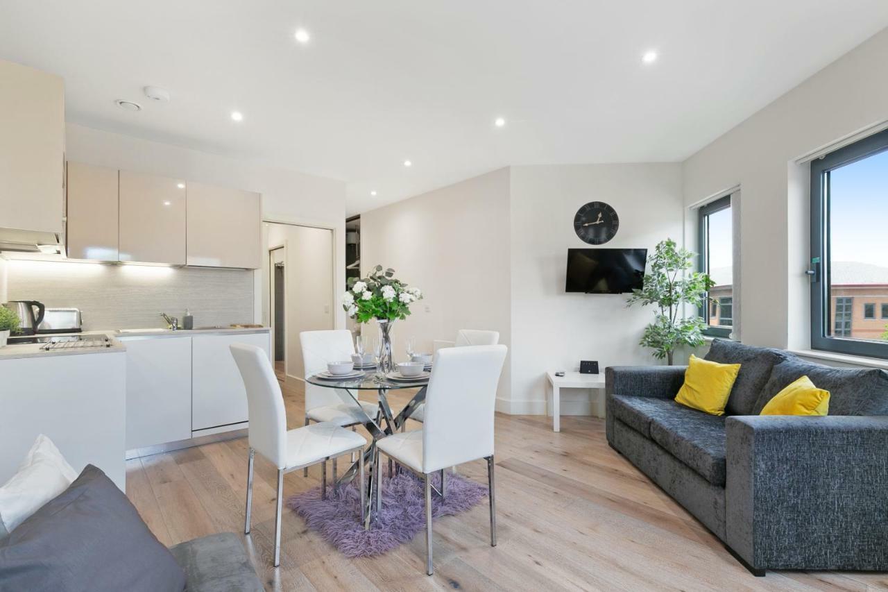 Mondial Apartments At Heathrow Harmondsworth Ngoại thất bức ảnh