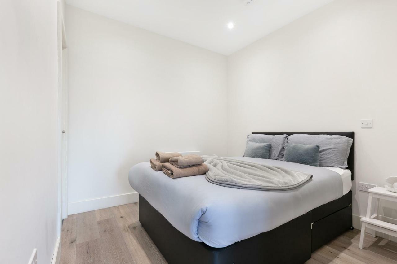 Mondial Apartments At Heathrow Harmondsworth Ngoại thất bức ảnh