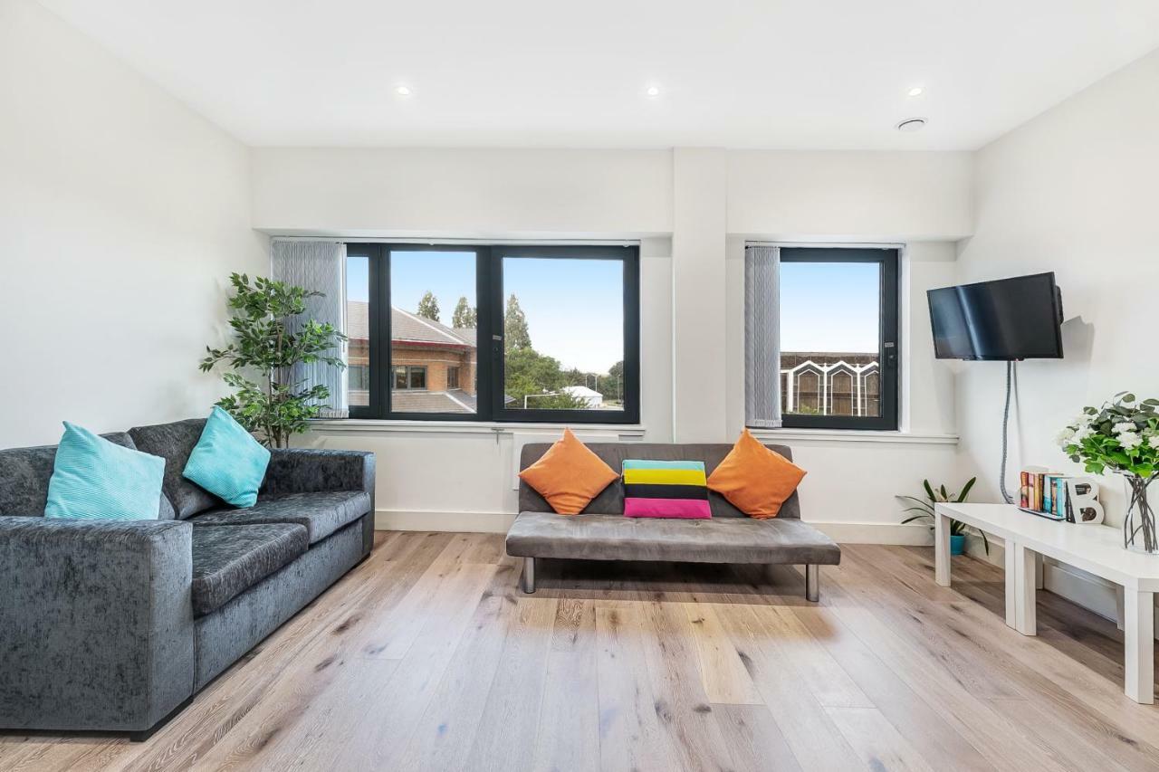 Mondial Apartments At Heathrow Harmondsworth Ngoại thất bức ảnh