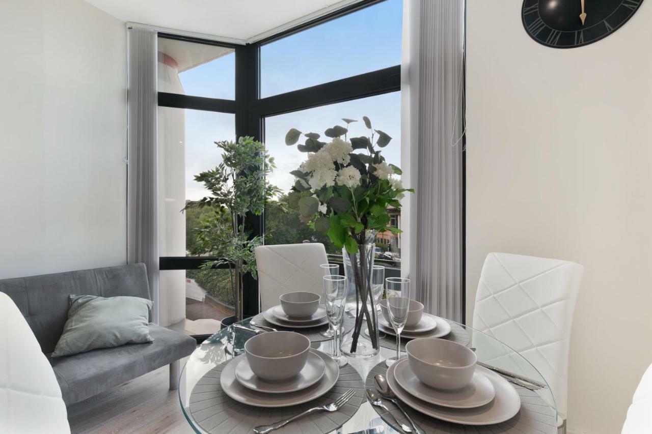 Mondial Apartments At Heathrow Harmondsworth Ngoại thất bức ảnh
