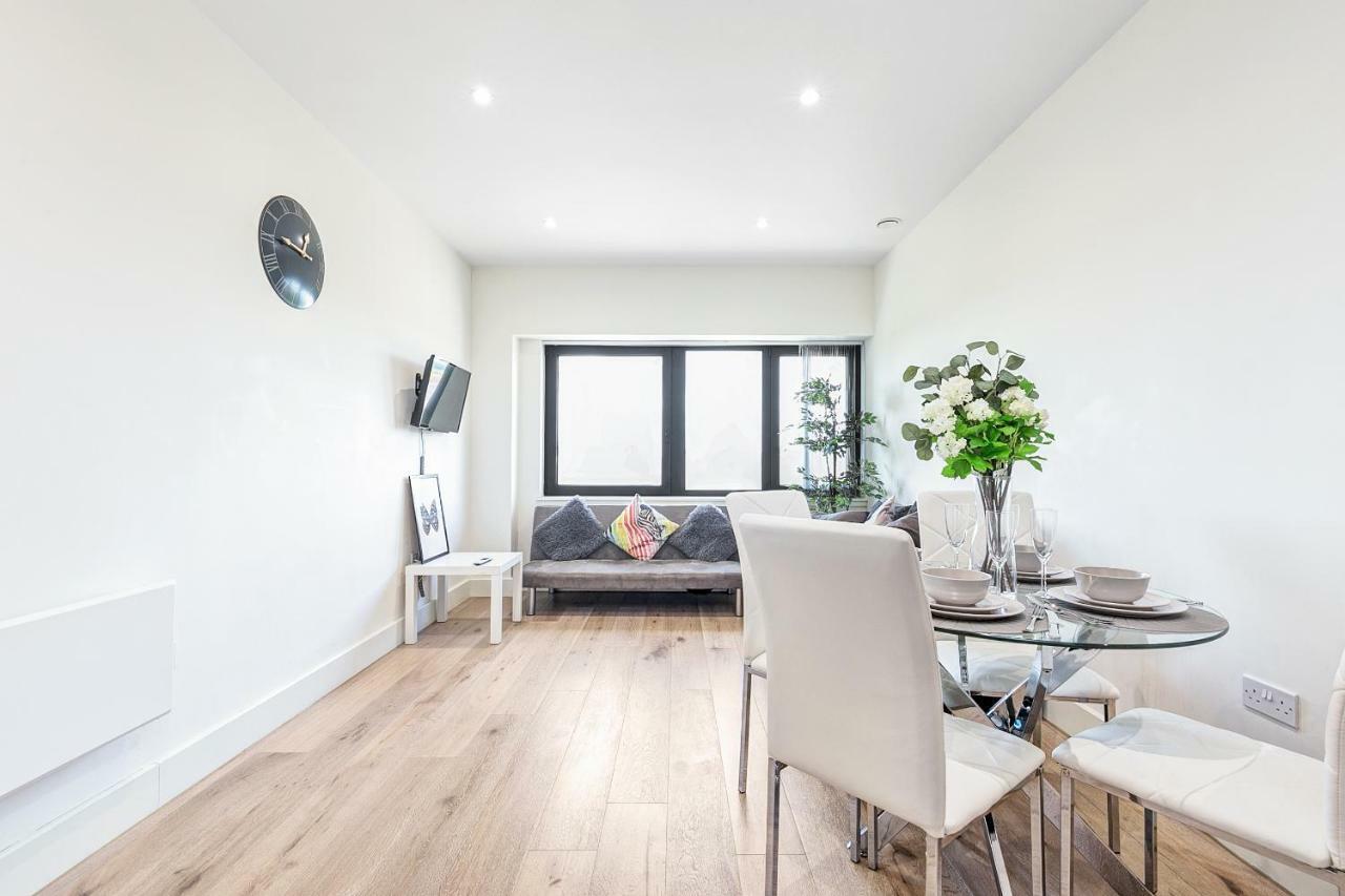 Mondial Apartments At Heathrow Harmondsworth Ngoại thất bức ảnh