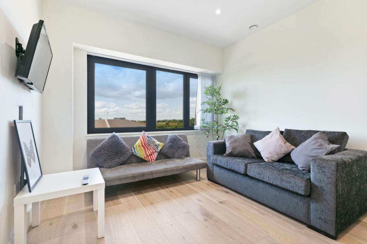 Mondial Apartments At Heathrow Harmondsworth Ngoại thất bức ảnh